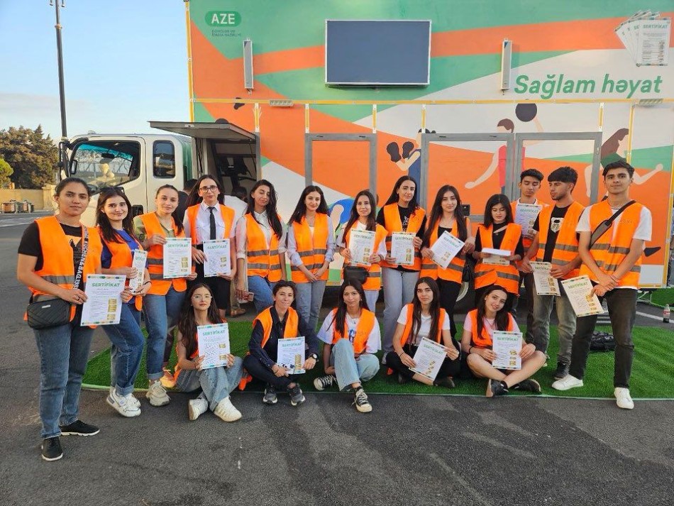 İKA könüllüləri “Sağlam həyat” səyyar layihəsinin təqdimatında!