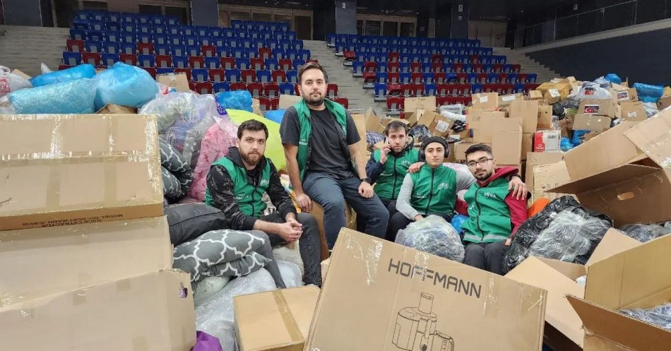 İKA üzvləri Türkiyəyə humanitar yardım göndərilməsində dəstəkdirlər!